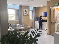 -上海仁爱医院口腔科 · 种植