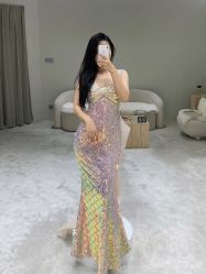点击看大图 -Renee芮亦婚纱