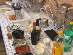 -玩坞轰趴馆·户外团建聚会主题生日派对馆(世豪广场店)