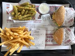 -The Habit Burger Grill 哈比特汉堡(爱琴海店)