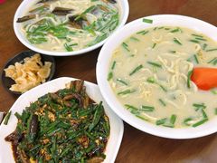 -三百碗宝应长鱼面(板仓街店)