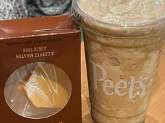 -Peet's 皮爷咖啡(陆家嘴中心店)