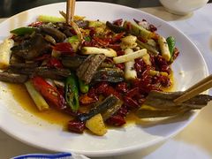 爆炒土鳝鱼-百年粉蒸牛肉