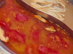 -东巴婆婆云南鱼豆花火锅(大东门店)