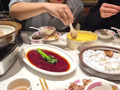 -炆艺乳鸽·煲仔饭大排档(望京来广营店)