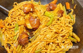 Ganjiang Golden Pork Noodles