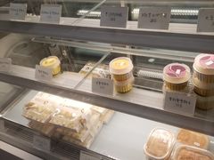 面包甜点陈列柜-欢牛蛋糕屋(萧山万象汇店)