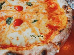 玛格丽塔基本披萨-La Tavernetta(Bar à Vin)(乌鲁木齐路店)