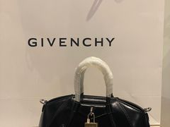 -GIVENCHY(比斯特苏州购物村店)