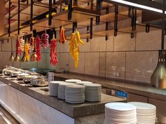 自助取餐区-厦门海沧正元希尔顿逸林酒店開全日餐厅