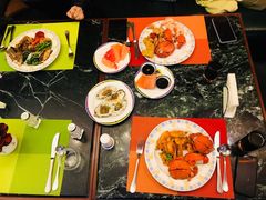 -黎明国际酒店太阳阁西餐厅