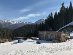 -丝绸之路山地度假区滑雪场