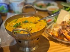 -大头虾越式风味餐厅(光明广场店)