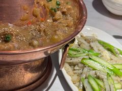 铜锅油焖鸡-雀舞云南菜(天津天河城购物中心店)