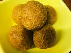 -BHC炸鸡(明洞总店)