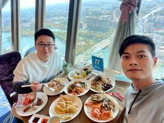 -中央电视塔旋转餐厅