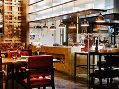 -恰餐厅及酒吧 CHAR Bar & Grill (北京丽都皇冠假日店)
