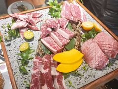 烤肉拼盘-草家酱蟹炭火烤肉店(珲春南路一店)