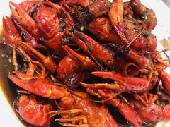 -扒虾小妹儿麻辣海鲜(宏图街店)