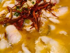 不一样的酸菜鱼-雀蓝川菜(奥体广场店)