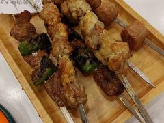 -乡村馕坑肉·烧烤·新疆菜·本地人更爱吃(阿勒泰首店)