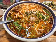 -云阿蛮云南生烫牛肉米线(奉贤路店)