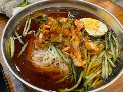 -韩风烤牛肉冷面店