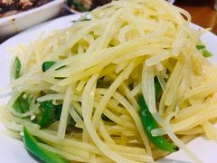 土豆丝-曾牛肉