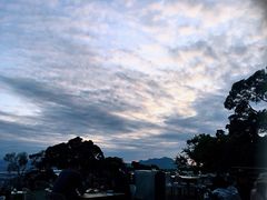 -草山夜未眠景观餐厅