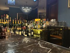 -龙虾酒吧扒房(宁波香格里拉店)
