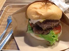 -BURGER BRO'S