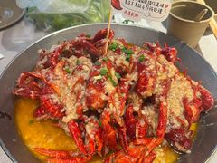 -巴厘龙虾·榜首油焖大虾(音乐学院·沿江酒馆店)
