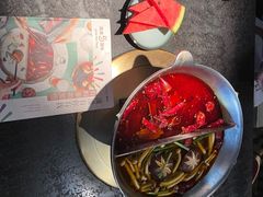-湊湊火锅·茶憩(新中关购物中心店)