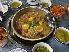 -佘记全家福芋儿鸡(向阳街总店)