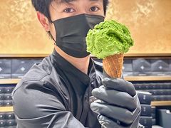-白蘭BLANK(杭州湖滨银泰in77C区店)