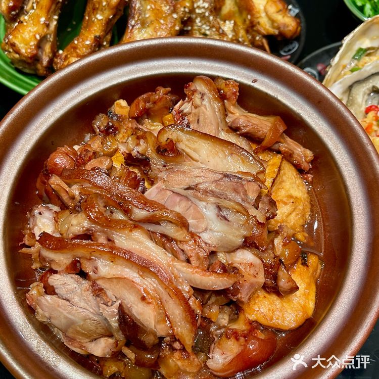 确实是深圳数一数二好喝的海鲜砂锅粥。。。