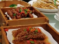鲍汁凤爪-荣粤酒家·融合粤菜
