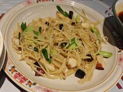 -耙吉吉川味小酒馆(本地人回头店)