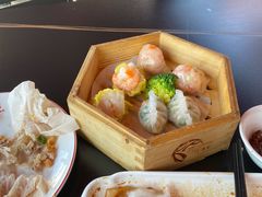 -鹿鸣酒家(越秀店)