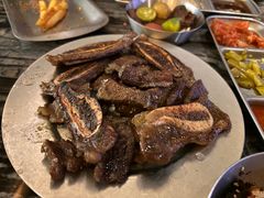 招牌LA牛仔骨-义气烤肉餐吧(大族广场店)
