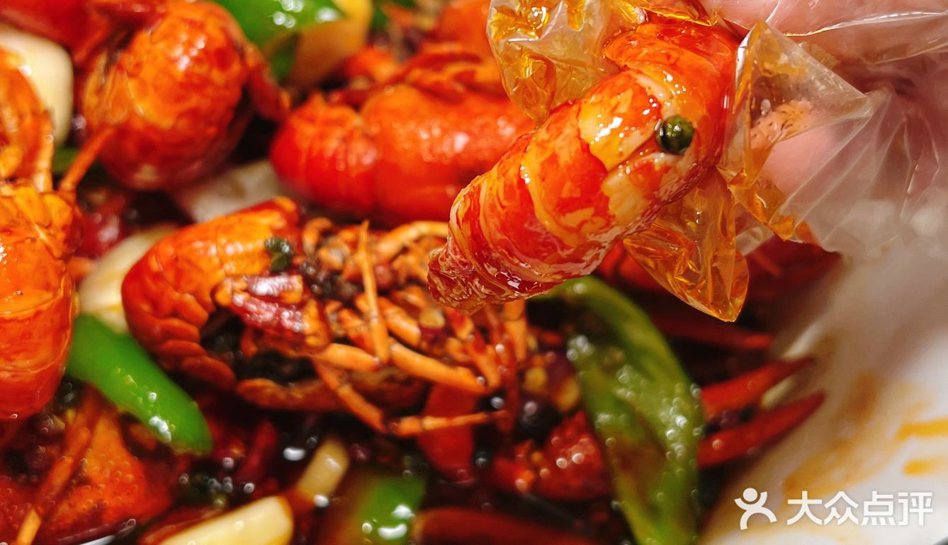 来吃皮掌柜做个有钳人🦞