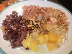 -八月美食小馆(银泰城总店)