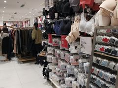 -优衣库(威海威高购物中心店)