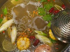 -乡土黄·鲜牛肉火锅·小龙虾(兴业街店)