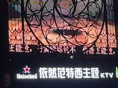 -范特西FANTASY量贩式KTV(民主广场店)