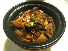 草菇烧牛腩-那家小馆•北京菜•烤鸭(中关村店)