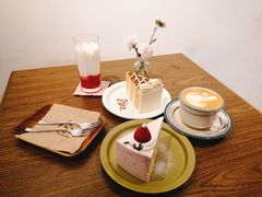 热拿铁-野路甜点铺(松柏路店)