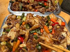 -鸿顺老铁锅美蛙鱼府(解放碑店)
