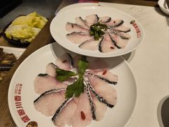 -盛源川香鱼火锅(西小区总店)