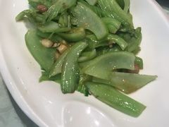 -御满江海鲜酒家(洛溪新城店)